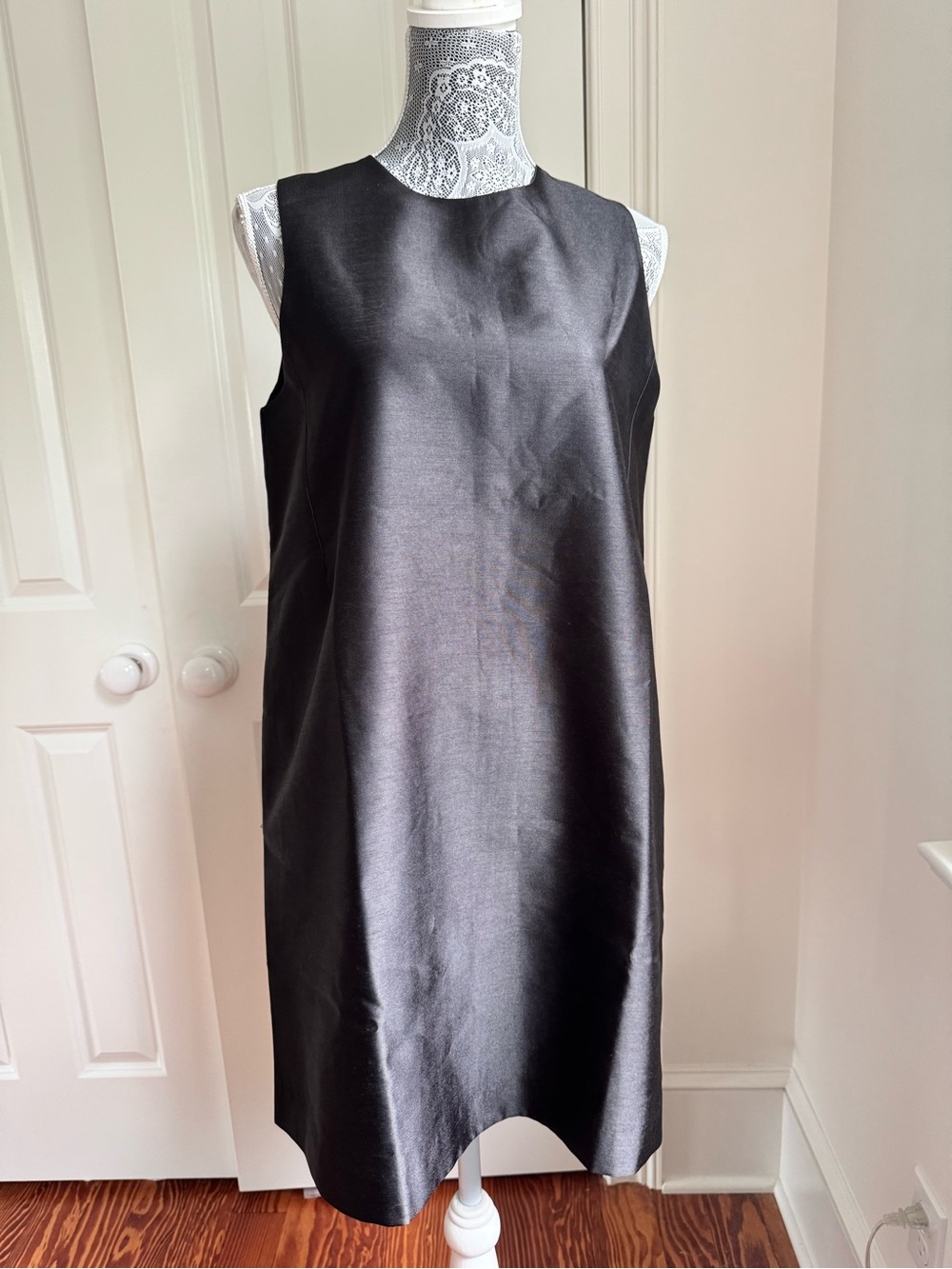 New with Tags Tuckernuck Black Marlowe Dress 
Size M Preppy Capsule Wardrobe